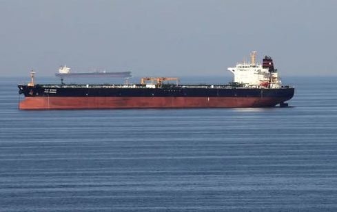 Negotiations with Iran Drive Surge in Strait of Hormuz Traffic Amid Global Energy Strains